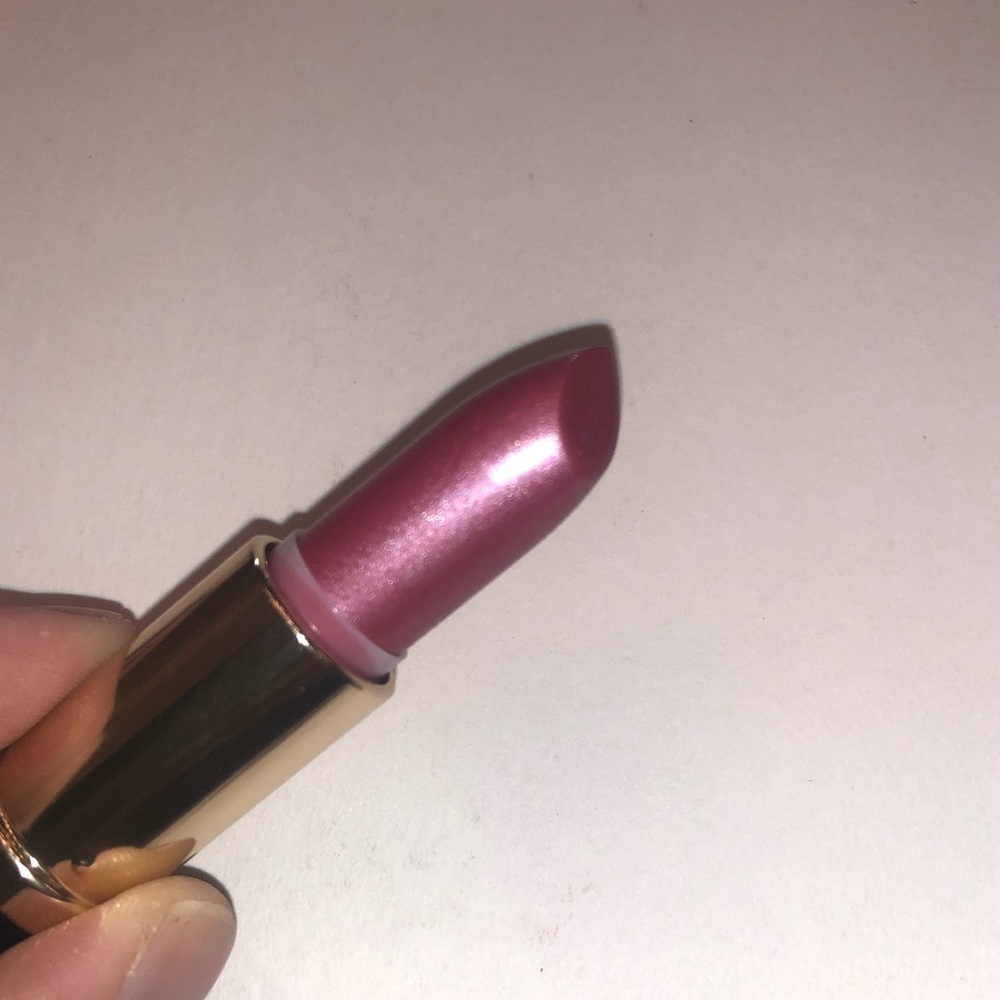 Estée Lauder Pure Color lipstick
